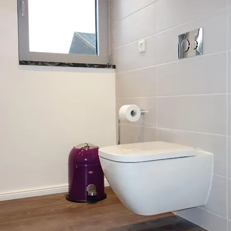 Schoenes In Bad, Ostsee Tatil Evi *