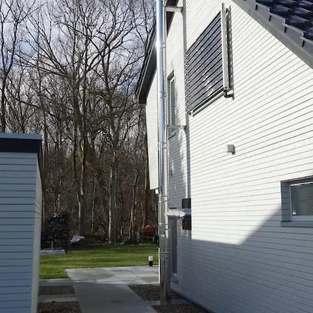 Schoenes In Bad, Ostsee * Maasholm